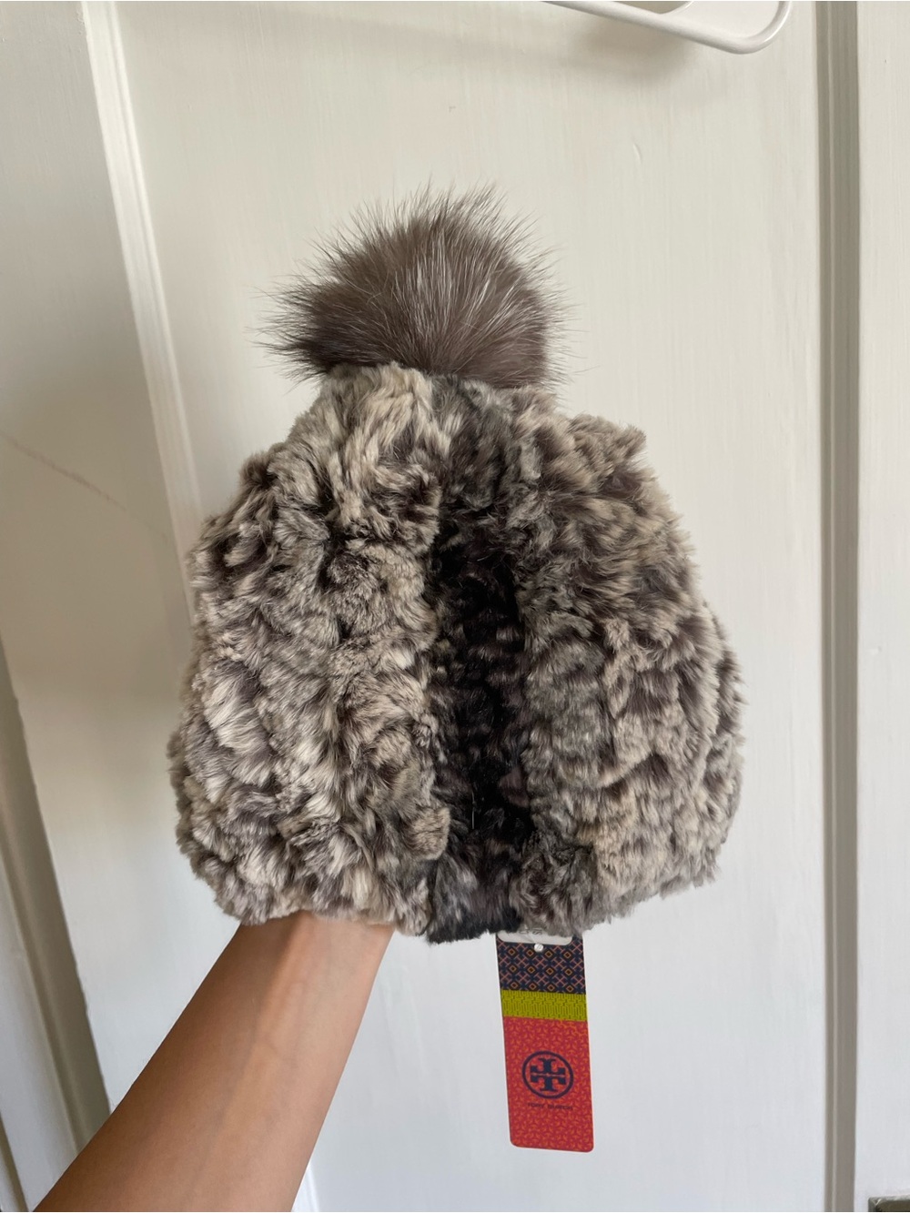Tory Burch 100% Rabbit Pom Pom Hat in Smokin
